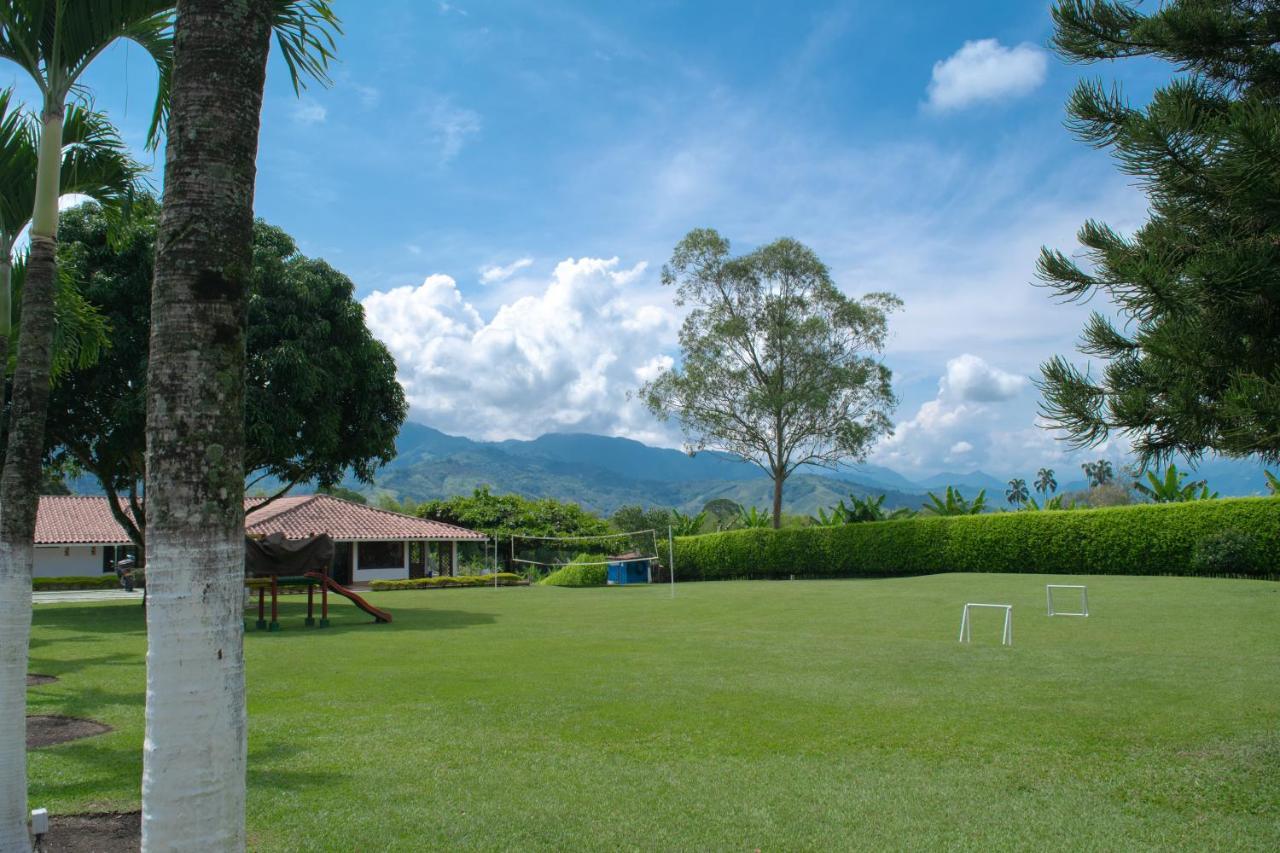 Chalet La Alemania Calarcá Exterior foto